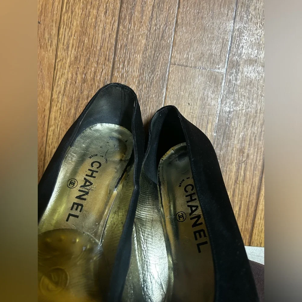 Chanel - Picture 6 of 8